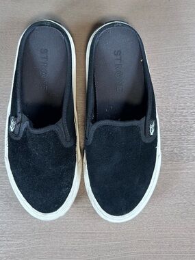 Straye Slip-On Shoes